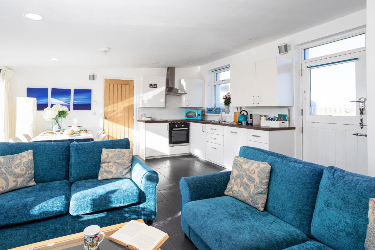 Finest Retreats - The Lighthouse Hide Villa Rampside Екстериор снимка